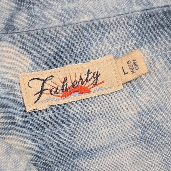 Faherty Shirt Womens Large Blue Tie Dye Long‎ Sleeve Button Linen Coastal Beach - Picture 4 of 11